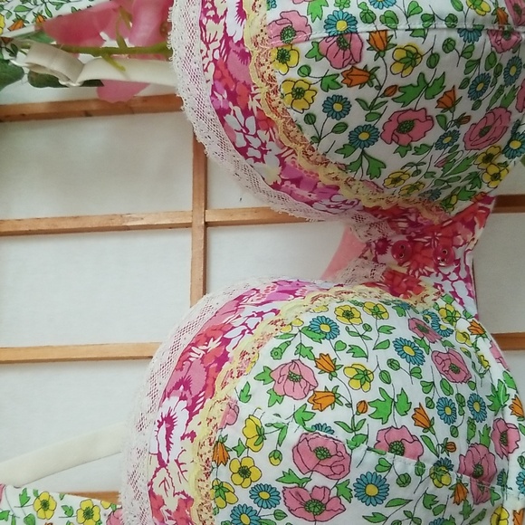 Pretty floral balconette bra 38C - Picture 2 of 10